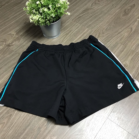 Nike Pants - 🌻3X20 Nike Running shorts